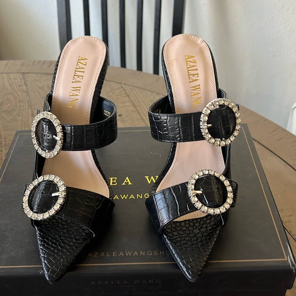 Azalea Wang brand pointed toe stiletto heel shoes black